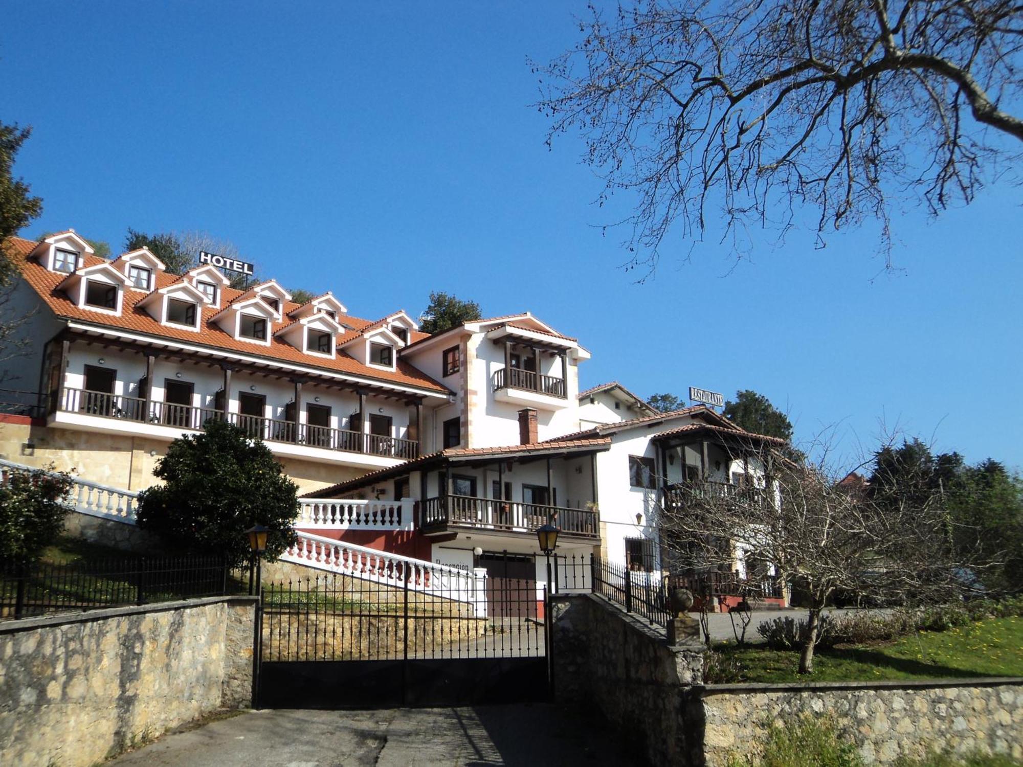 Hotel Solatorre Comillas Eksteriør billede