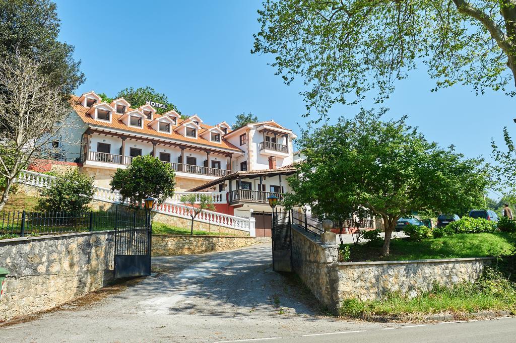 Hotel Solatorre Comillas Eksteriør billede
